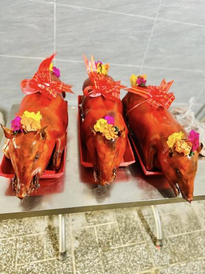 Heo Quay Ngon – Thưởng Thức Tinh Hoa Ẩm Thực Truyền Thống Cùng VIFOOD