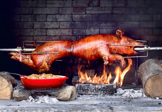 Ấn tượng đầu tiên với món heo quay tại Quận 4